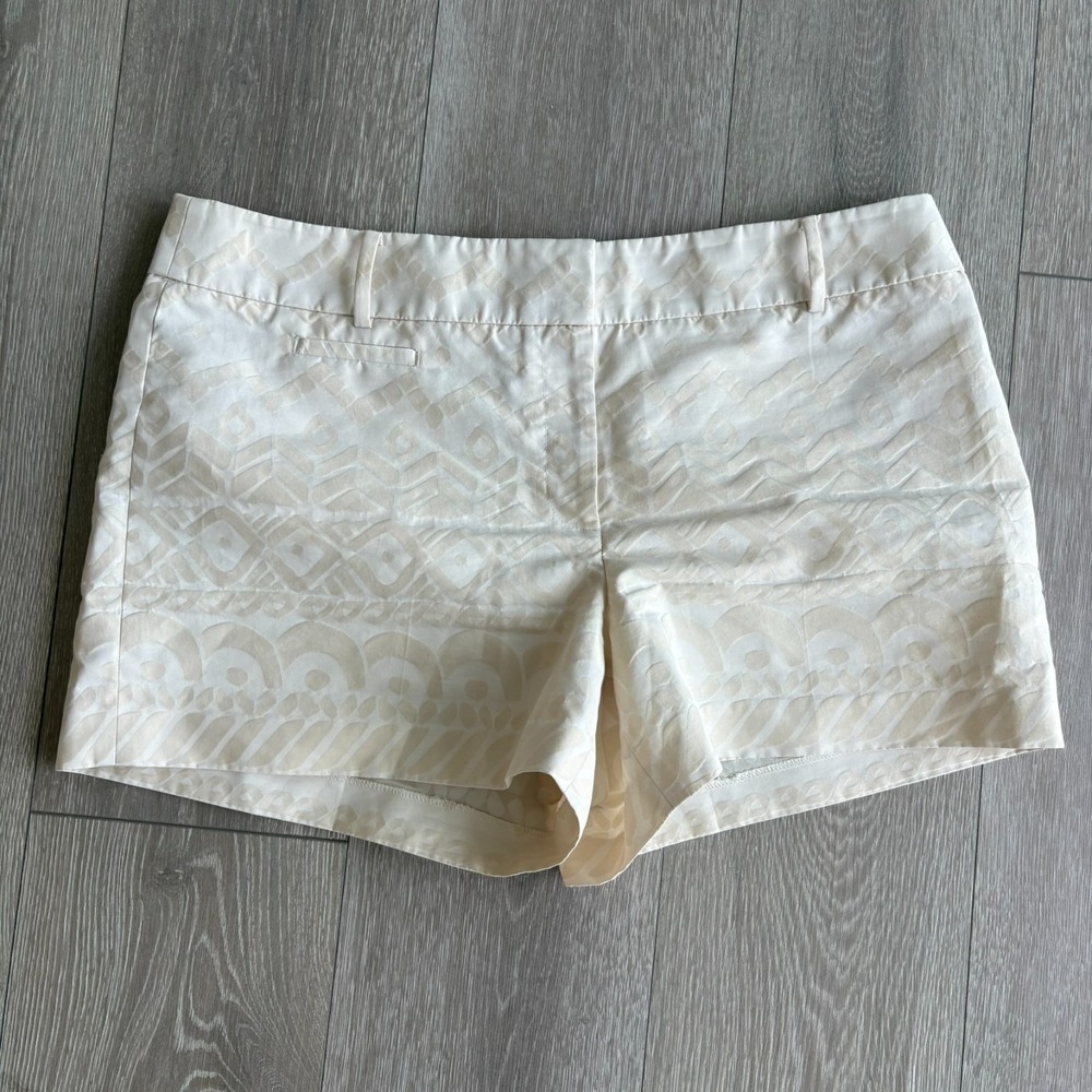 Ann Taylor Loft Womens Ivory Bali Jacquard Print The Riviera Shorts Size 14